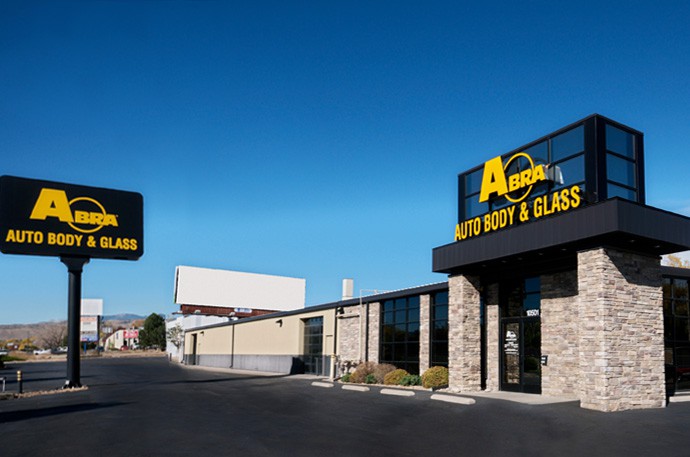 ABRA Los Angeles, United States Full-Service Repair Shop / Collision Repair Center / Overseas Case auto repair shop site photo and implementation record 4