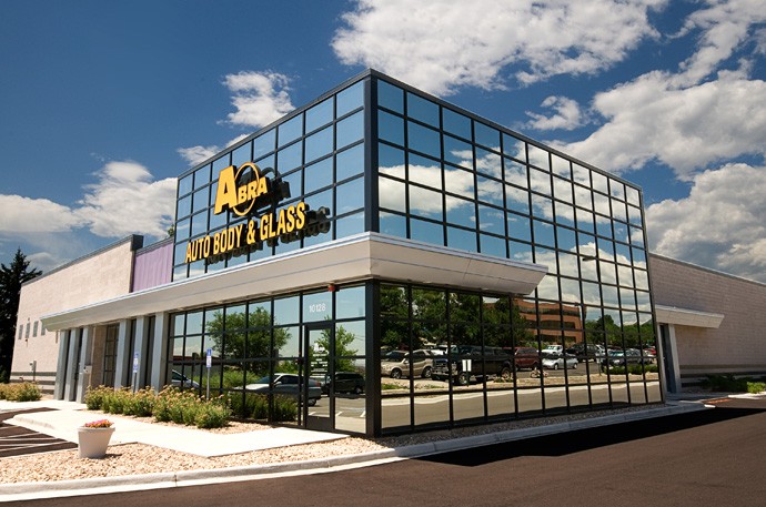 ABRA Los Angeles, United States Full-Service Repair Shop / Collision Repair Center / Overseas Case auto repair shop site photo and implementation record 5